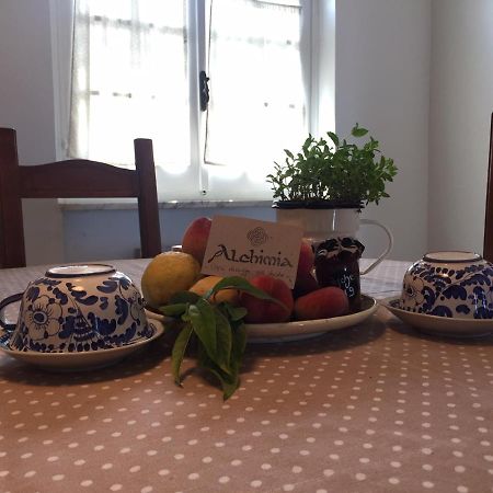 Alchimia House Apartment Cisano sul Neva Ngoại thất bức ảnh