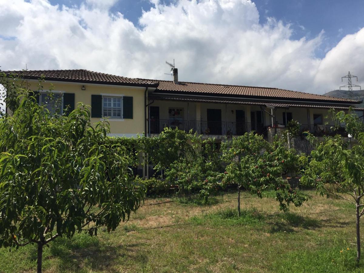 Alchimia House Apartment Cisano sul Neva Ngoại thất bức ảnh