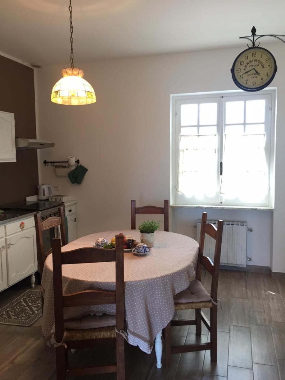 Alchimia House Apartment Cisano sul Neva Ngoại thất bức ảnh